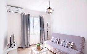 Bright Apartment For A Pleasant Stay In Hyeres